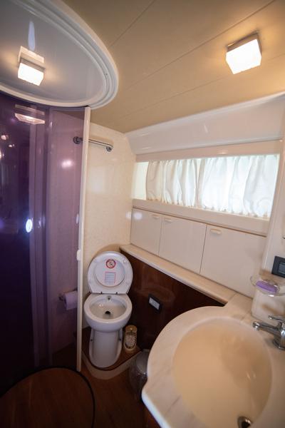 Book yachts online - motorboat - Ferretti 72 - Ferretti 72 - rent