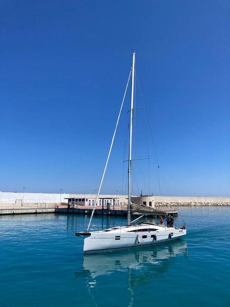 Book yachts online - sailboat - Azuree 46 - Profilo 2.0 - rent