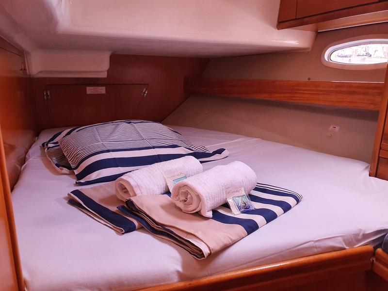 Book yachts online - sailboat - Bavaria 50 - NINA - rent