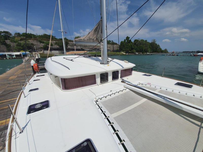 Book yachts online - catamaran - Lagoon 400 - S2 - Toy Boy - rent