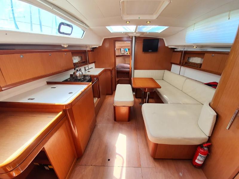 Book yachts online - sailboat - Oceanis - 40 - Alexa - rent