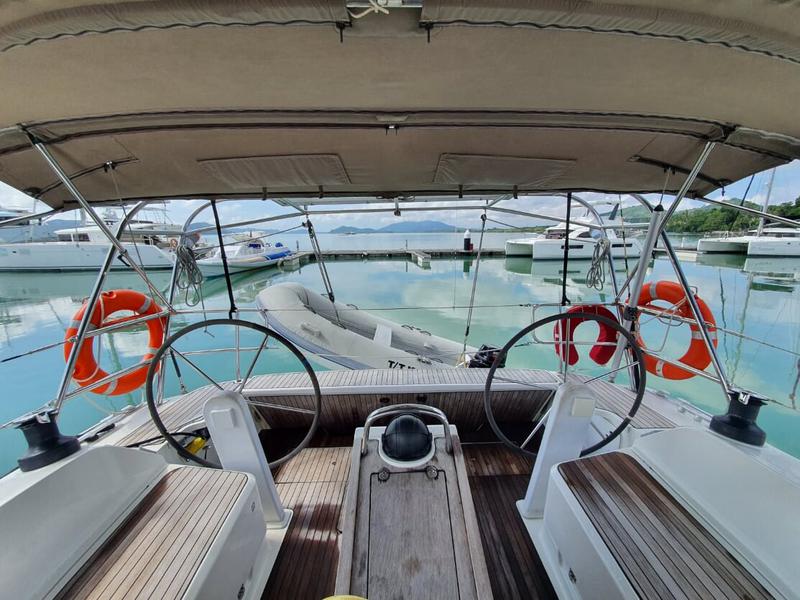 Book yachts online - sailboat - Bavaria 46 Cruiser - Kingsman - rent