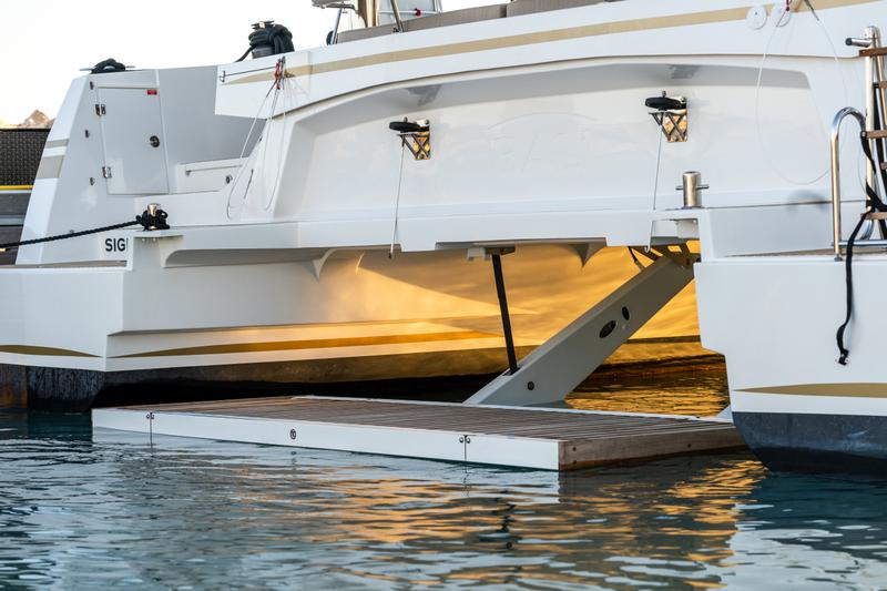 Book yachts online - catamaran - Bali 5.4. - Signature Concept - rent