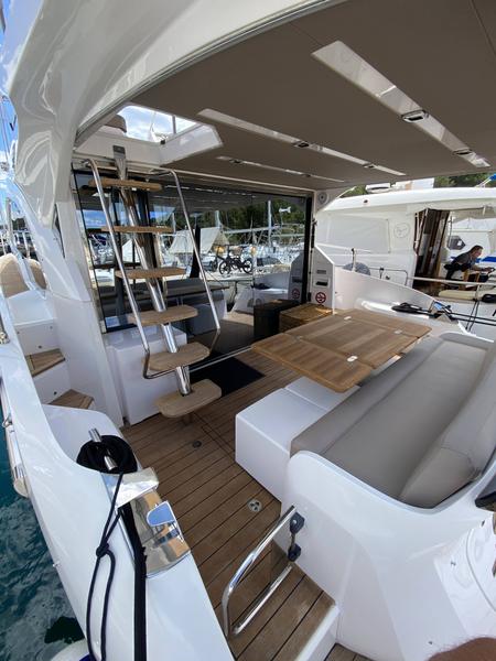 Book yachts online - motorboat - Sessa Fly 47 - SID ONE - rent