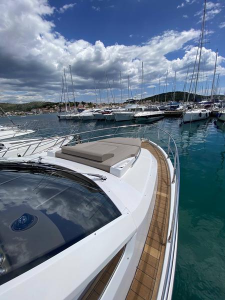 Book yachts online - motorboat - Sessa Fly 47 - SID ONE - rent