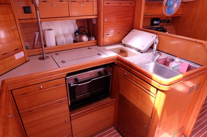 Book yachts online - sailboat - Bavaria 50 Cruiser - Mythos - rent