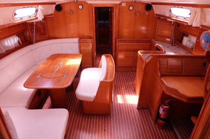 Book yachts online - sailboat - Bavaria 50 Cruiser - Mythos - rent