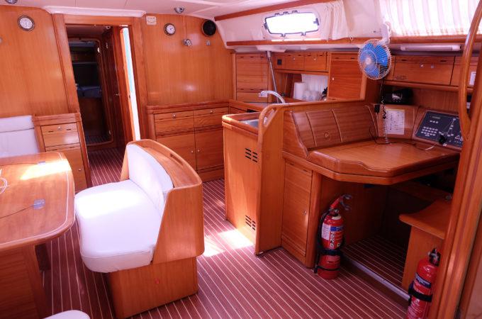 Book yachts online - sailboat - Bavaria 50 Cruiser - Mythos - rent