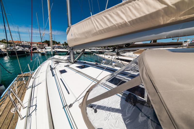 Book yachts online - sailboat - Oceanis 40.1 - Poseidon - rent