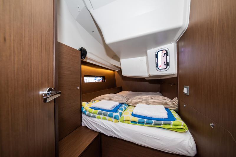 Book yachts online - sailboat - Oceanis 40.1 - Poseidon - rent