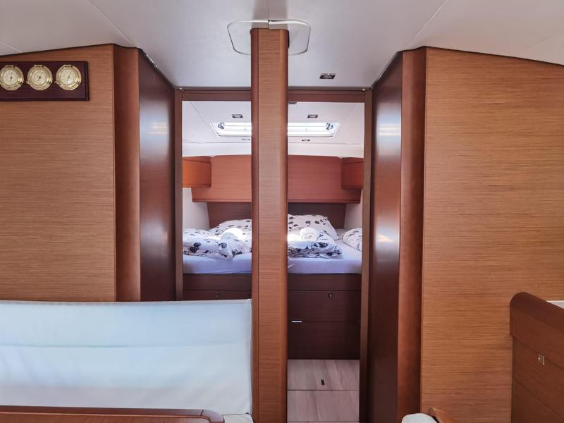 Book yachts online - sailboat - Sun Odyssey 519 - Bora - rent