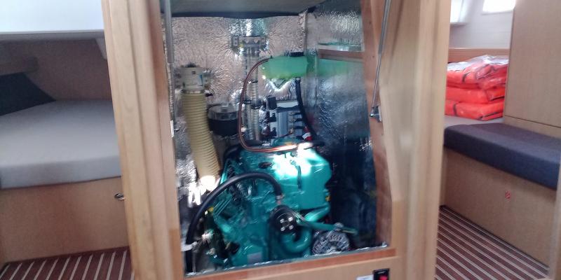 Book yachts online - sailboat - Bavaria Cruiser 41 Style - Umi Maru - rent