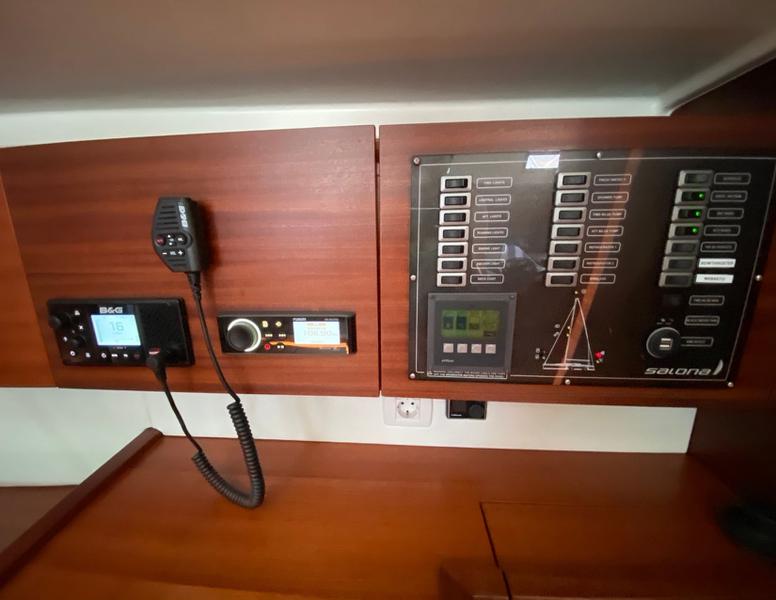 Book yachts online - sailboat - Salona 44 - LeeLoo - rent