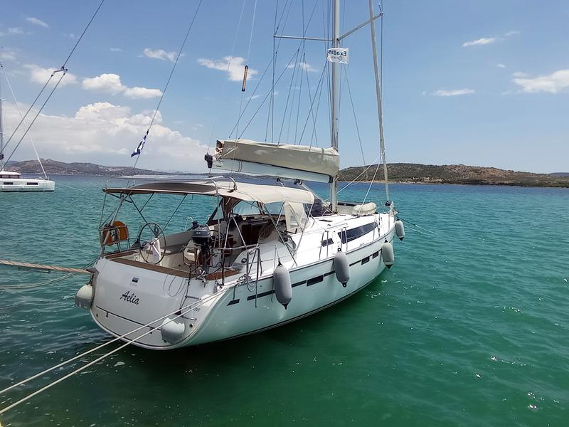 Book yachts online - sailboat - Bavaria Cruiser 46 - AELIA - rent