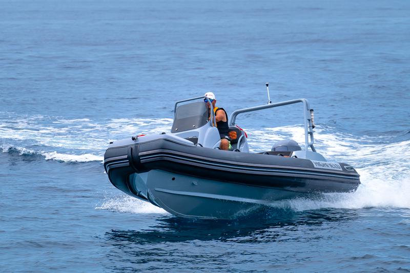 Book yachts online - motorboat - Highfield Sport 560 - no name - rent