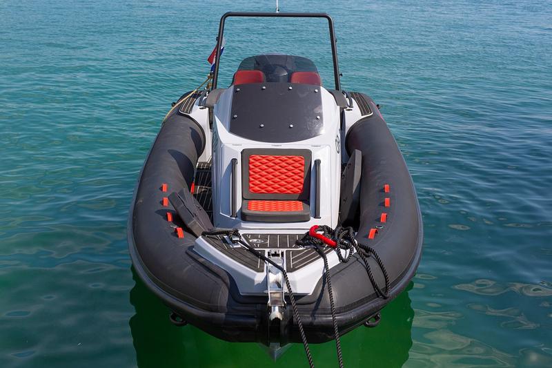 Book yachts online - motorboat - Highfield Sport 760 - no name - rent