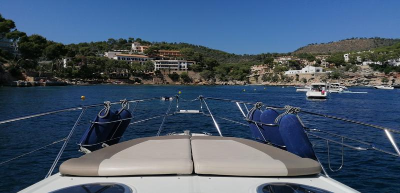 Book yachts online - motorboat - Cranchi 41 - Gin Tonic - rent