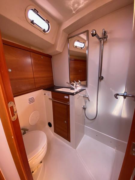 Book yachts online - sailboat - Hanse 430e - Astraios - rent