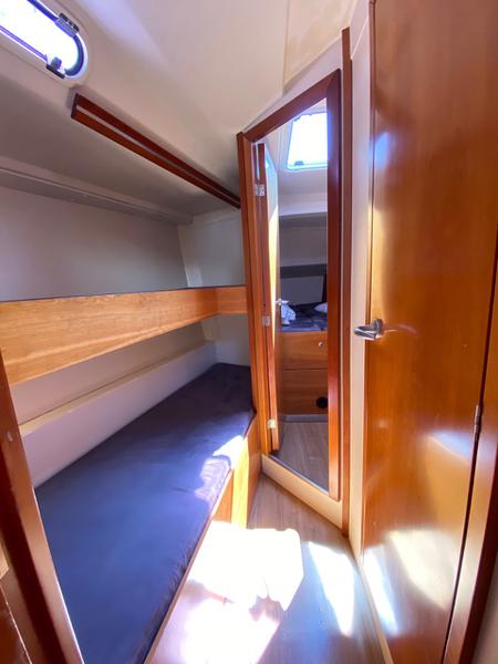 Book yachts online - sailboat - Hanse 430e - Astraios - rent