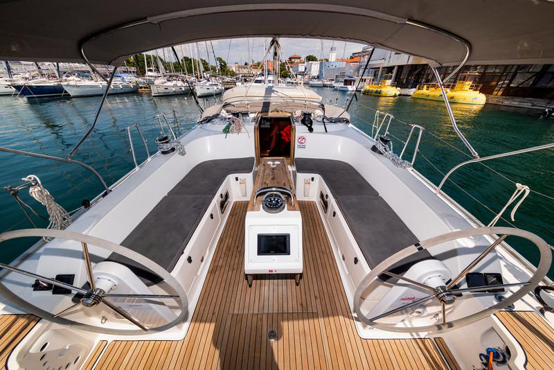 Book yachts online - sailboat - Bavaria Cruiser 46 - Baligot - rent
