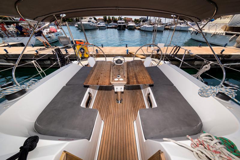 Book yachts online - sailboat - Bavaria Cruiser 46 - Baligot - rent