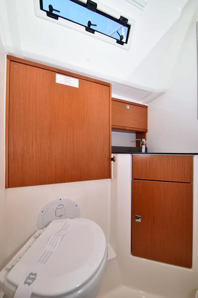 Book yachts online - sailboat - Bavaria Cruiser 46 - Baligot - rent