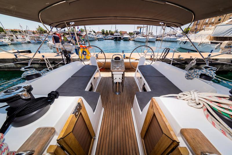 Book yachts online - sailboat - Bavaria Cruiser 46 - Baligot - rent