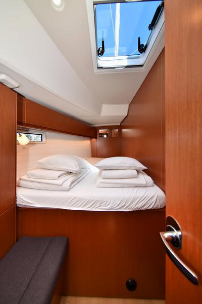 Book yachts online - sailboat - Bavaria Cruiser 46 - Baligot - rent