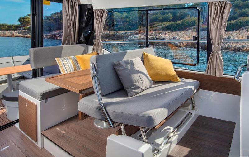 Book yachts online - motorboat - Merry Fisher 1095 FLY - Tana - rent