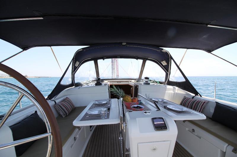 Book yachts online - sailboat - Sun Odyssey 509 - King of hearts - (A/C - Generator - Refit 2020) - rent