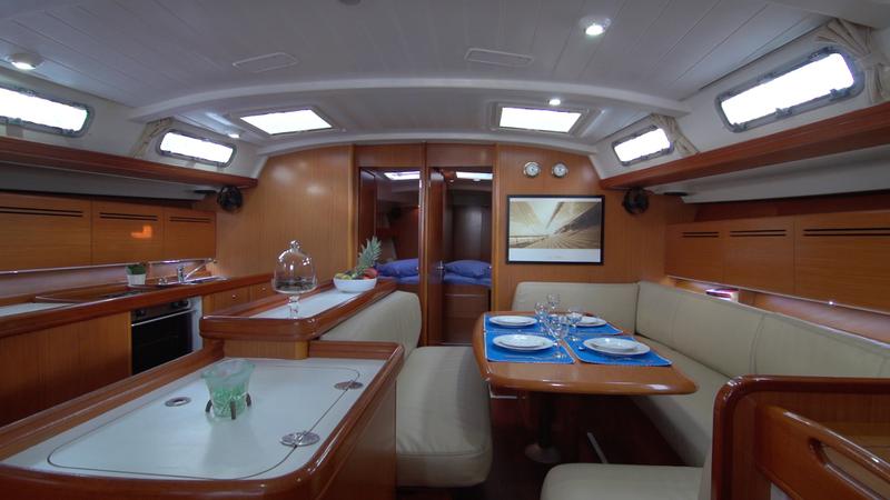 Book yachts online - sailboat - Cyclades 50.5 - Lucky dice - (A/C - Generator - Refit 2020) - rent