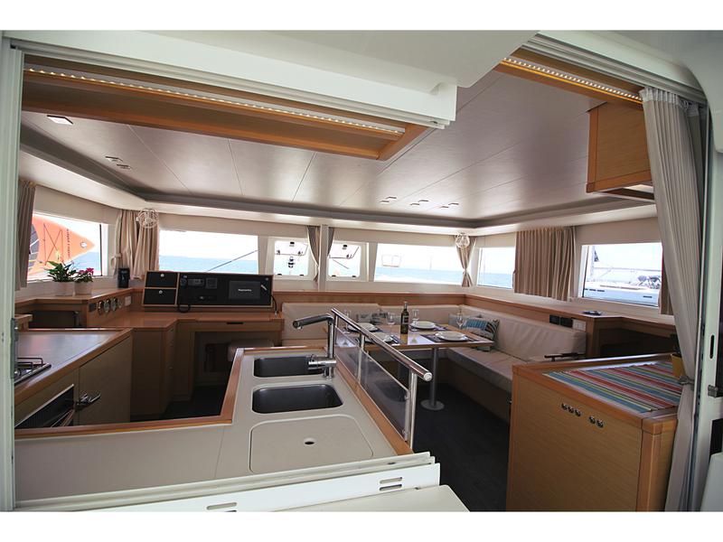 Book yachts online - catamaran - Lagoon 450 - Baccarat - (A/C - Generator - Refit 2021) - rent