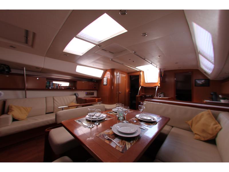 Book yachts online - sailboat - Oceanis 54 - Blackjack - (A/C - Generator - Refit 2020) - rent