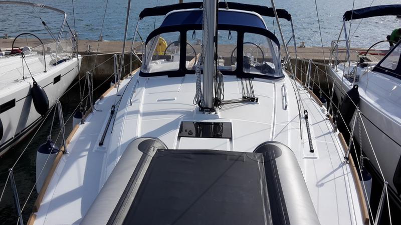 Book yachts online - sailboat - Oceanis 38 - Maun - rent