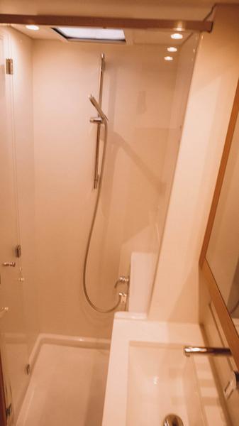 Book yachts online - catamaran - Lagoon 450 - Mia - rent