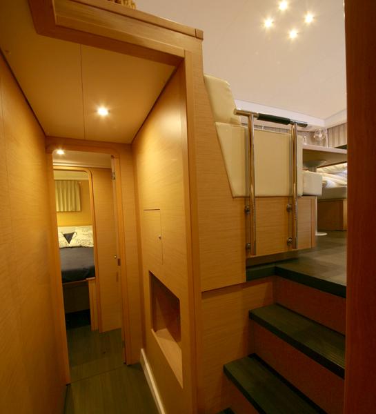 Book yachts online - catamaran - Lagoon 400 S2 - Nicholas - rent