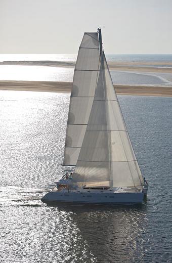 Book yachts online - catamaran - Lagoon 620 - LADY RACHEL - rent