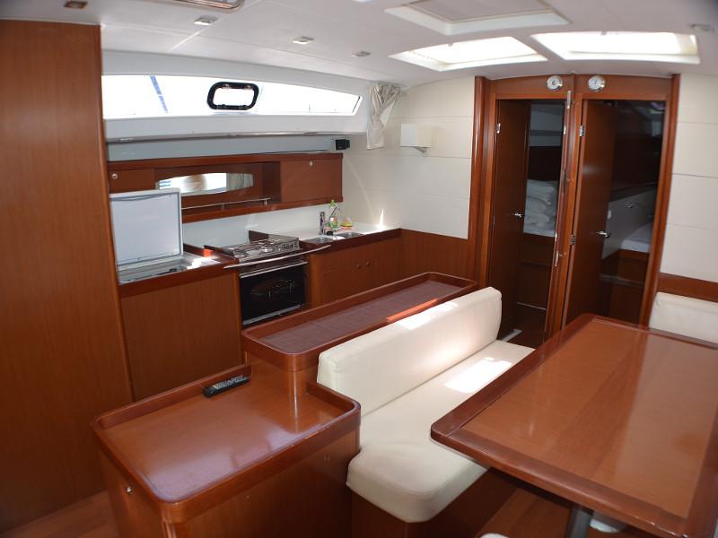 Book yachts online - sailboat - Oceanis 50 Family - Opera - rent