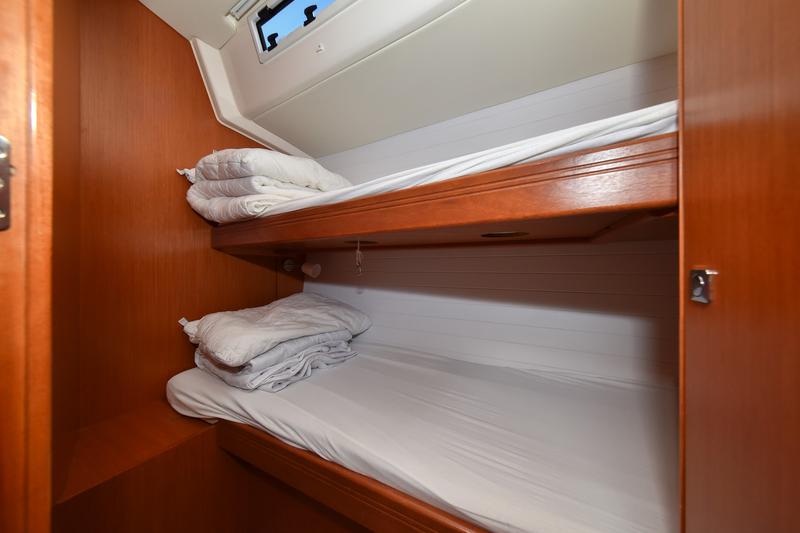 Book yachts online - sailboat - Bavaria Cruiser 56 - FAT BOY - rent