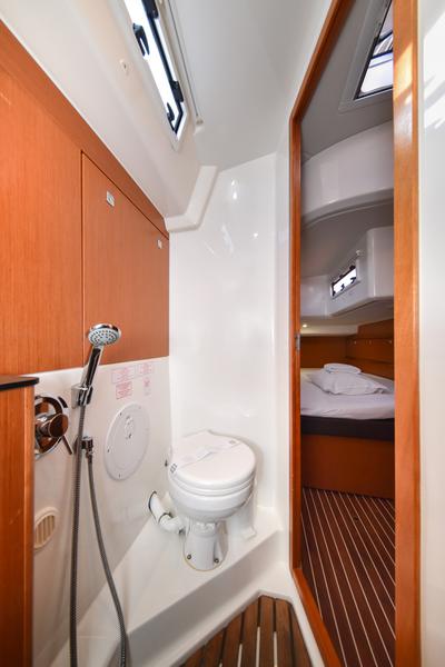 Book yachts online - sailboat - Bavaria Cruiser 56 - FAT BOY - rent