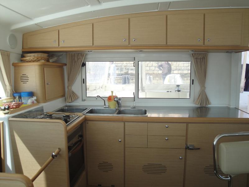 Book yachts online - catamaran - Lagoon 440 - Archimede - rent