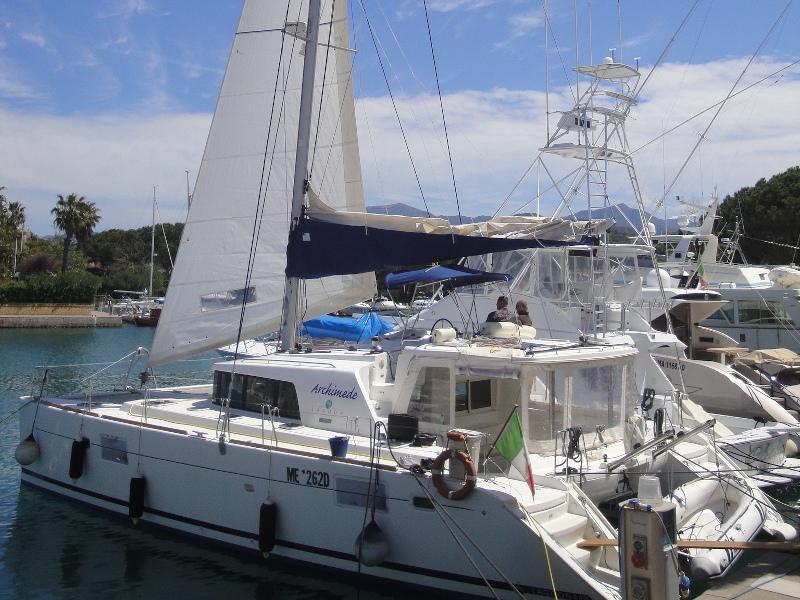 Book yachts online - catamaran - Lagoon 440 - Archimede - rent