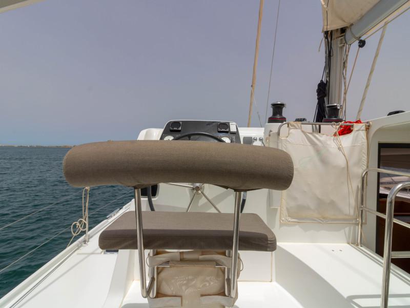 Book yachts online - catamaran - Lagoon 42 - Magan - rent
