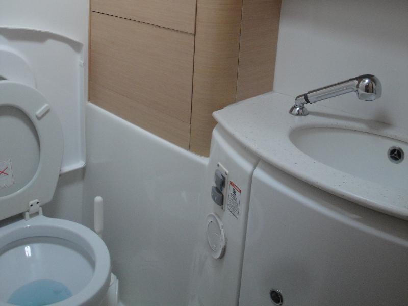 Book yachts online - catamaran - Lagoon 440 - Benny &amp; Joe - rent