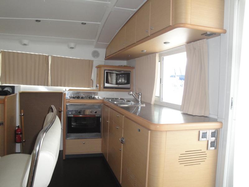 Book yachts online - catamaran - Lagoon 440 - Benny &amp; Joe - rent