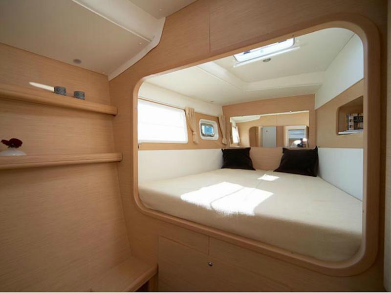 Book yachts online - catamaran - Lagoon 440 - Benny &amp; Joe - rent