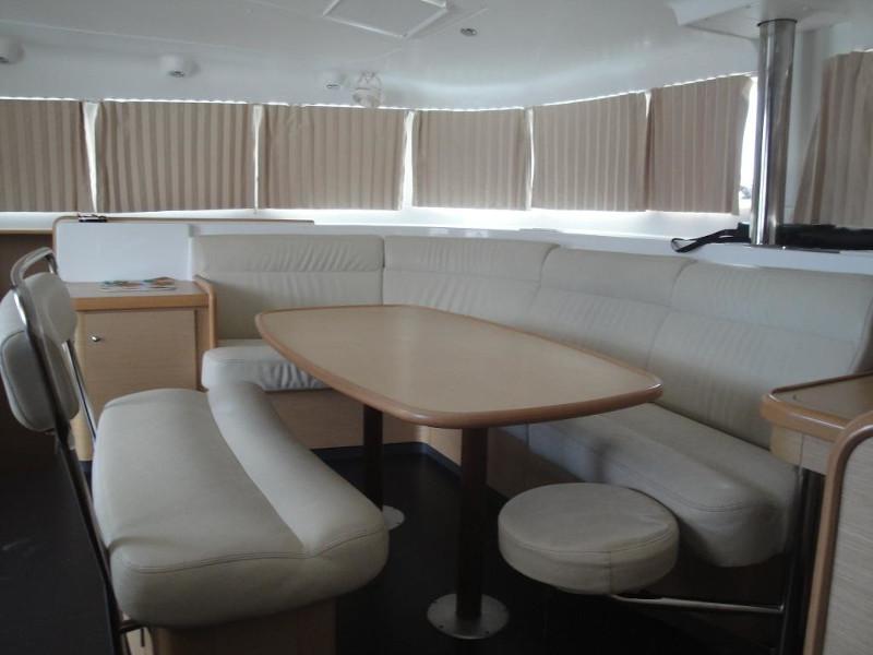 Book yachts online - catamaran - Lagoon 440 - Benny &amp; Joe - rent