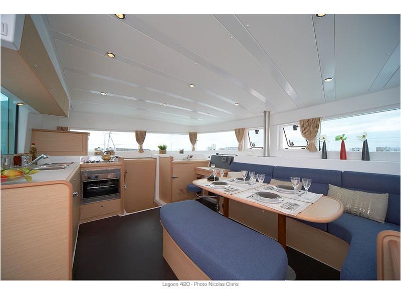 Book yachts online - catamaran - Lagoon 420 - LeVent - rent