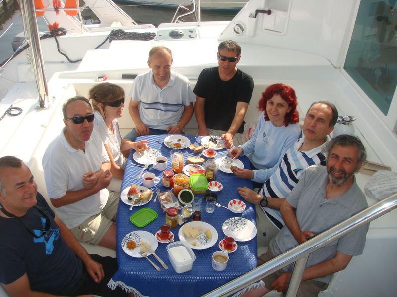 Book yachts online - catamaran - Lagoon 420 - LeVent - rent