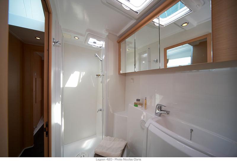 Book yachts online - catamaran - Lagoon 420 - LeVent - rent